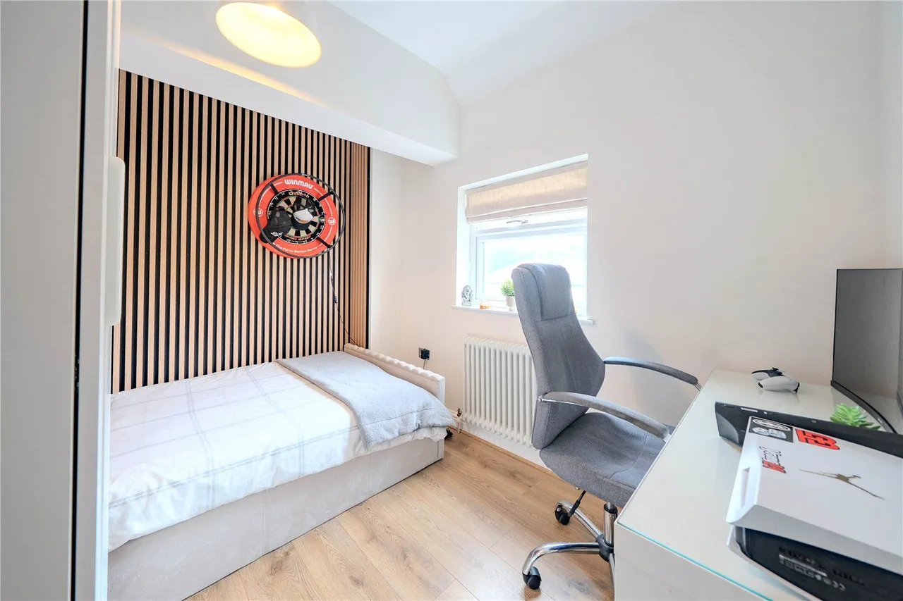 Carr Road, Calverley, LS28, photo 22