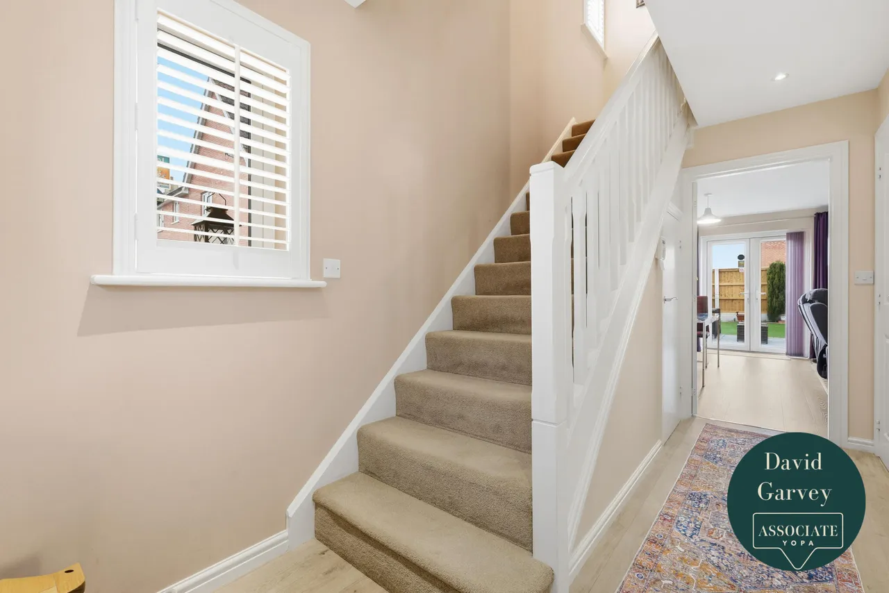 Leaf Hill Drive, Romford, RM3, photo 5