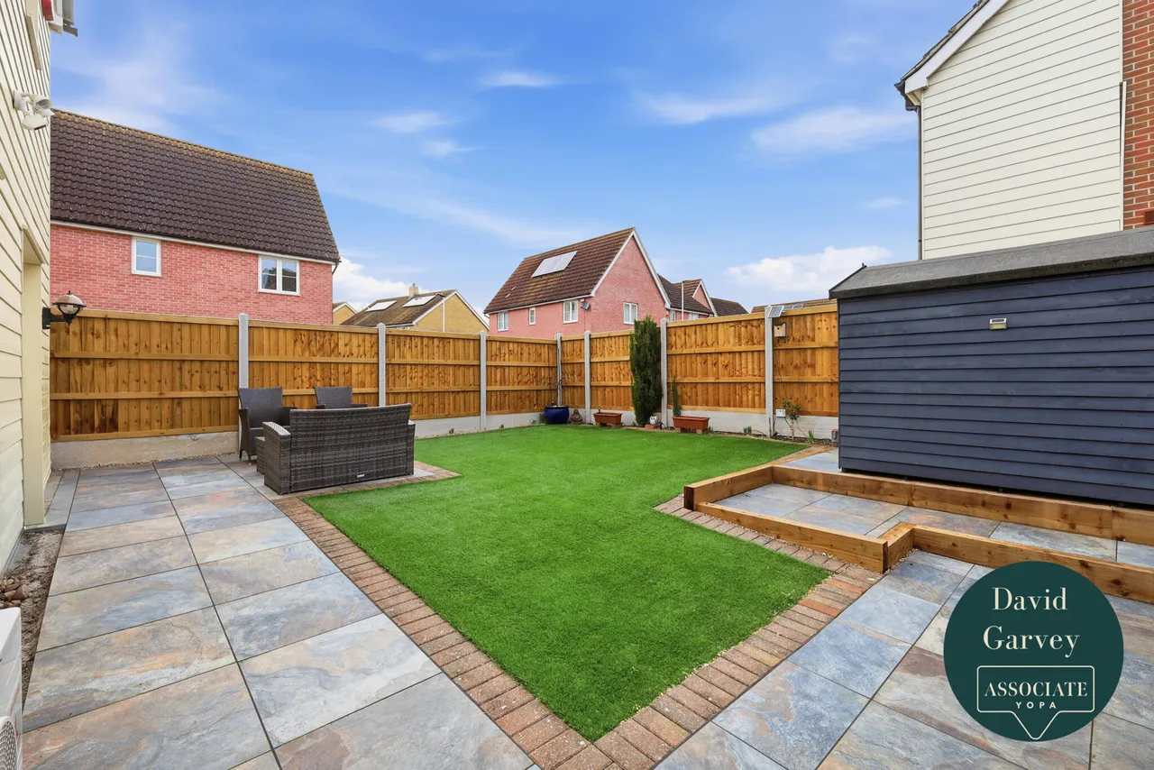 Leaf Hill Drive, Romford, RM3, photo 13