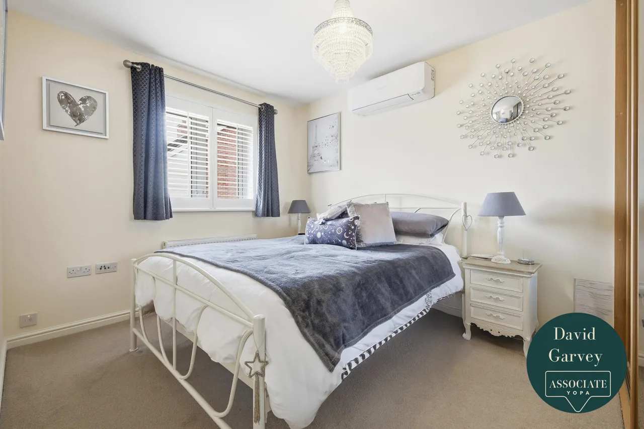 Leaf Hill Drive, Romford, RM3, photo 7