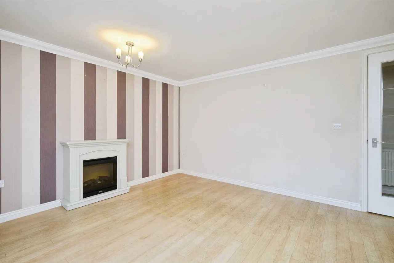 2 bed flat for sale — Netherhouse Close, Birmingham