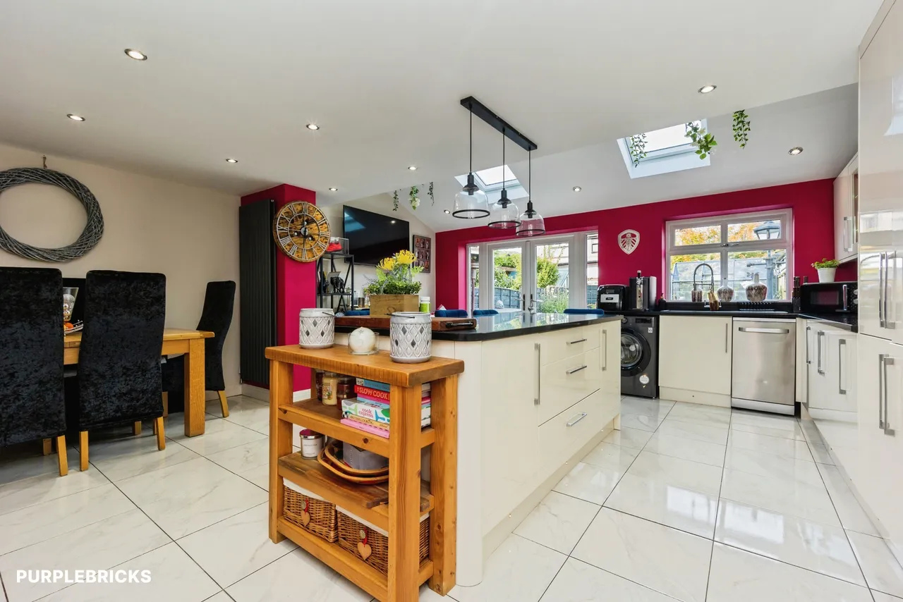 Acresfield Avenue, Audenshaw, M34, photo 6
