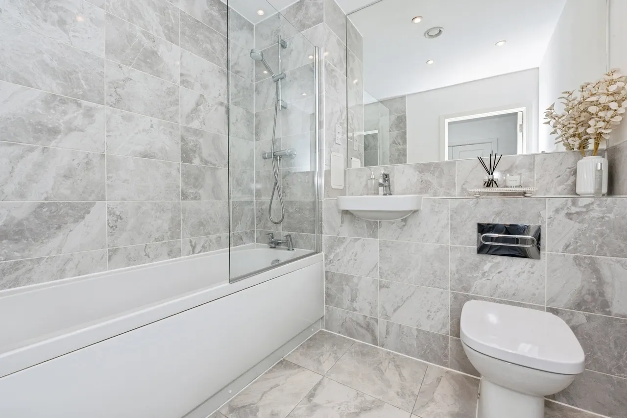 Bazley Close, Swanscombe, DA10, photo 11