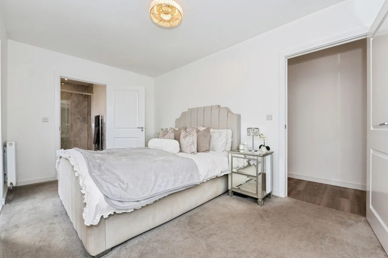 Bazley Close, Swanscombe, DA10, photo 8