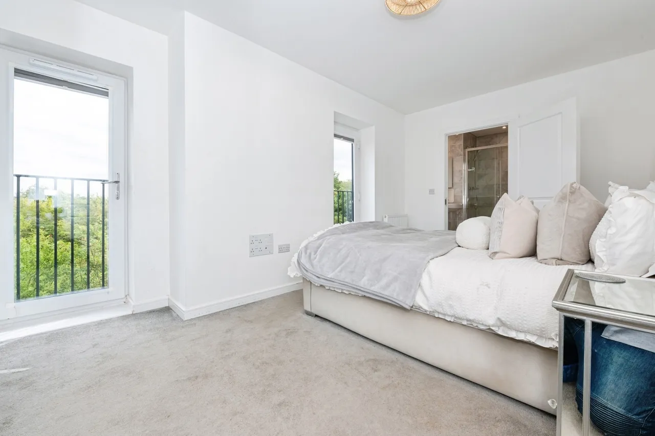Bazley Close, Swanscombe, DA10, photo 7