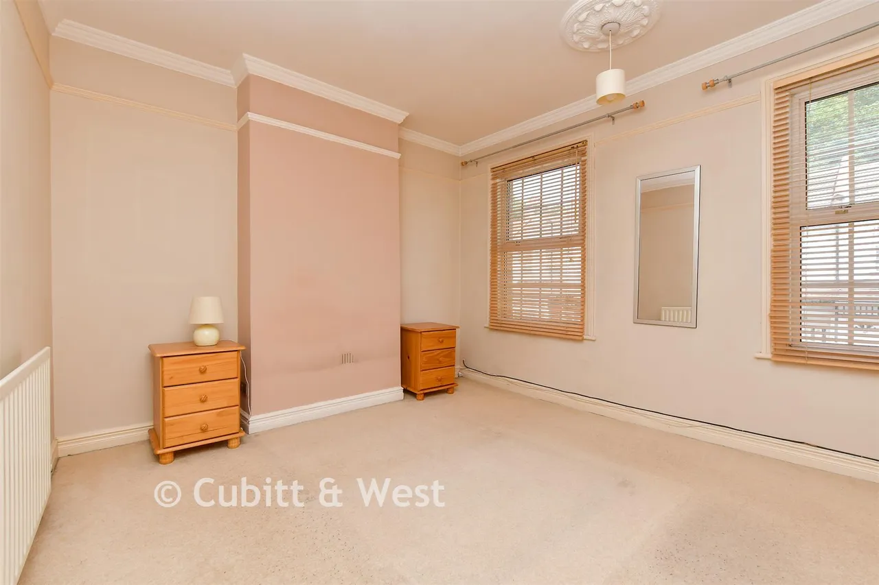 Lower Road, Kenley, CR8, photo 8