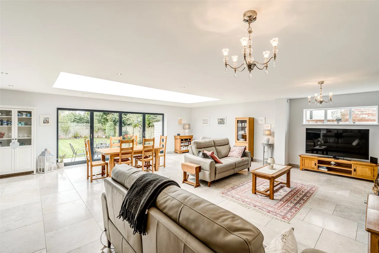 Ferringham Lane, Ferring, BN12, photo 13