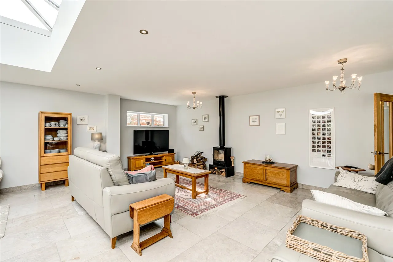 Ferringham Lane, Ferring, BN12, photo 10