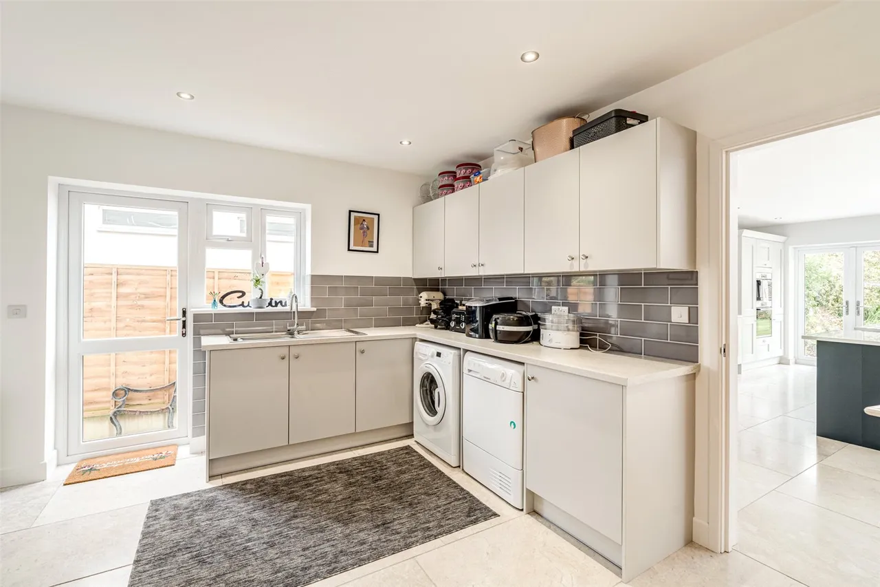 Ferringham Lane, Ferring, BN12, photo 11