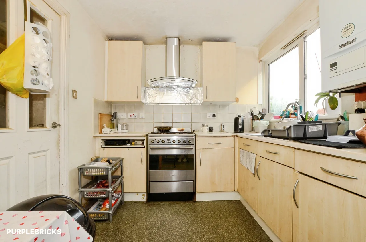 Clarendon Gardens, Wembley, HA9, photo 21