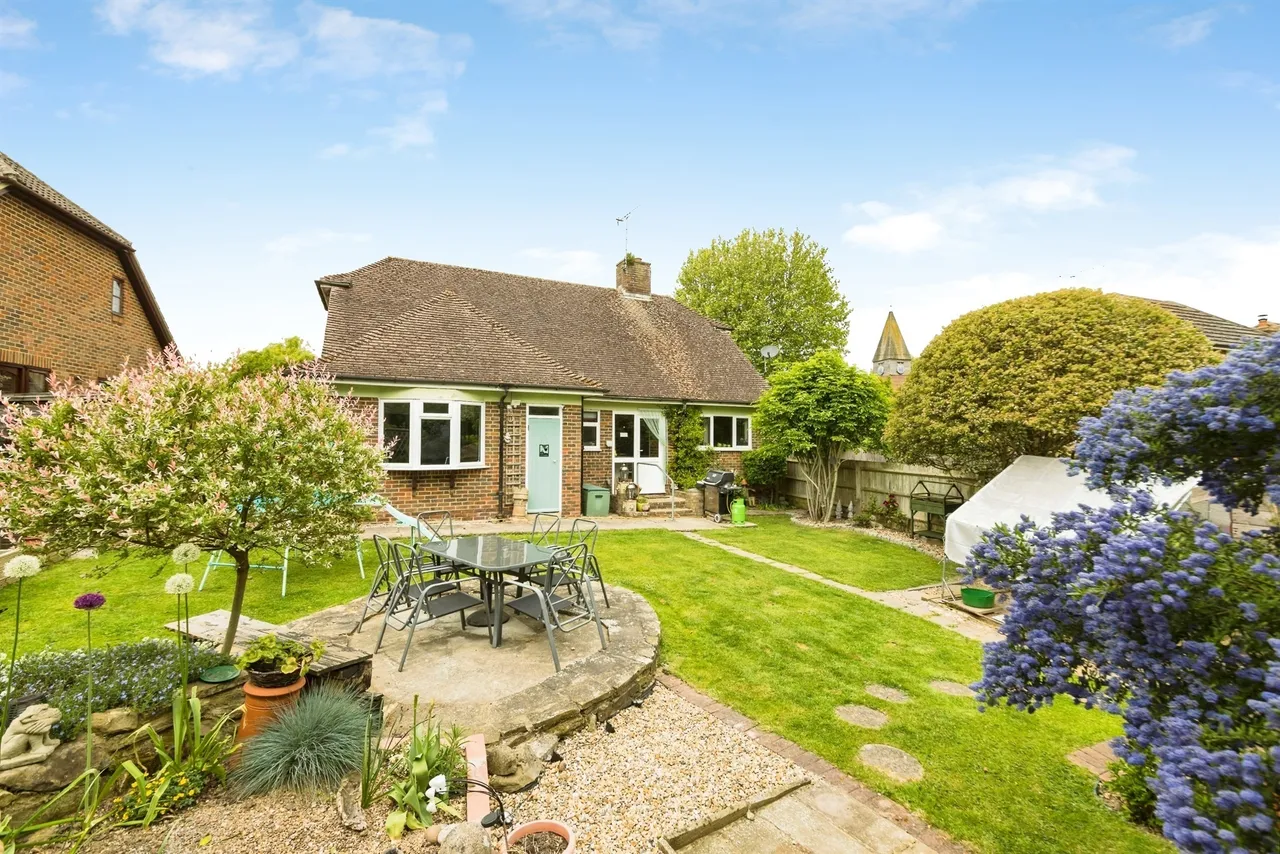3 bed house for sale — Church Road, Scaynes Hill, Haywards Heath