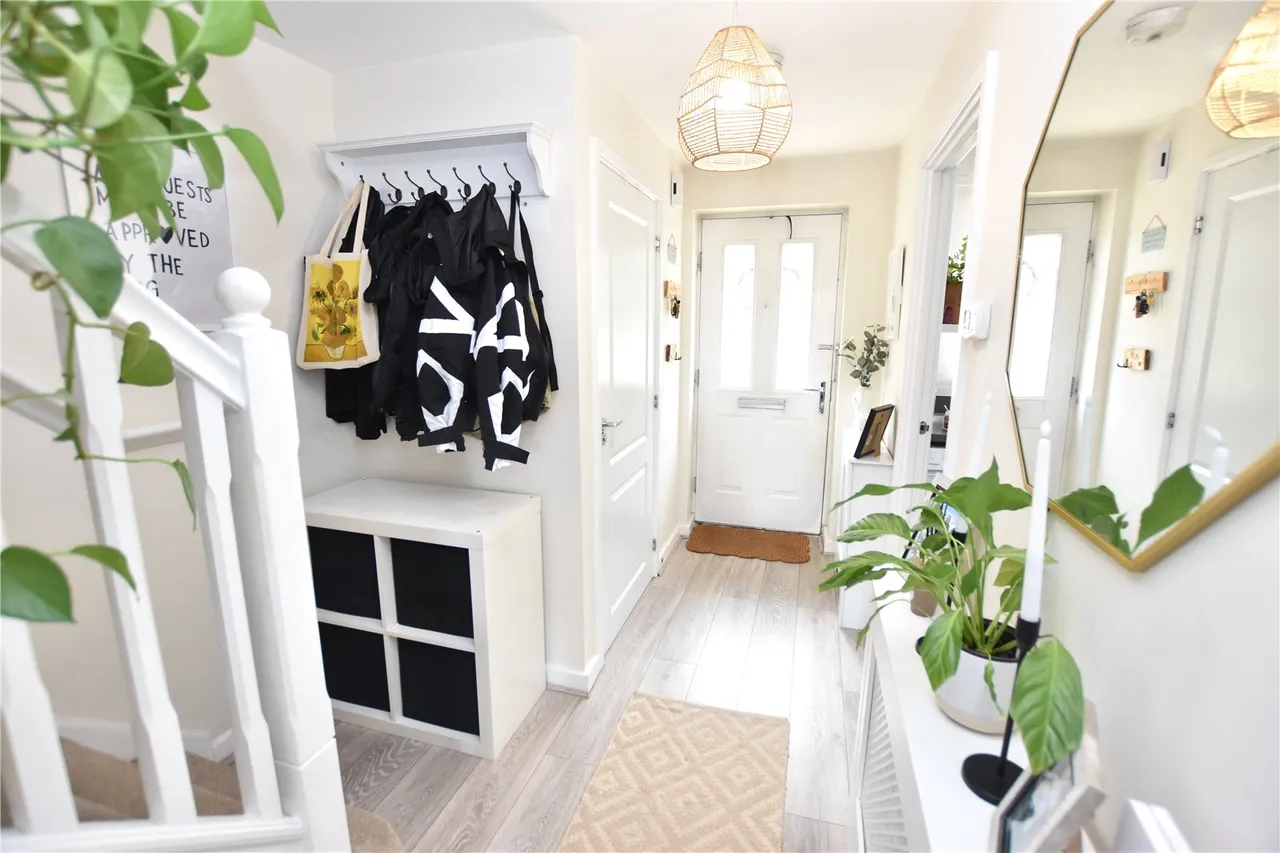 Nightjar Close, Farnborough, Hampshire, GU14 9GB, photo 9