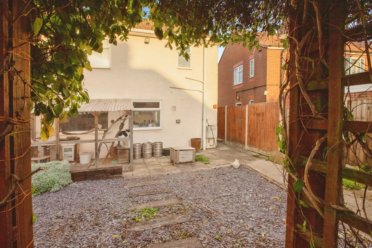 Kingsley Crescent, Stonebroom, DE55, photo 14