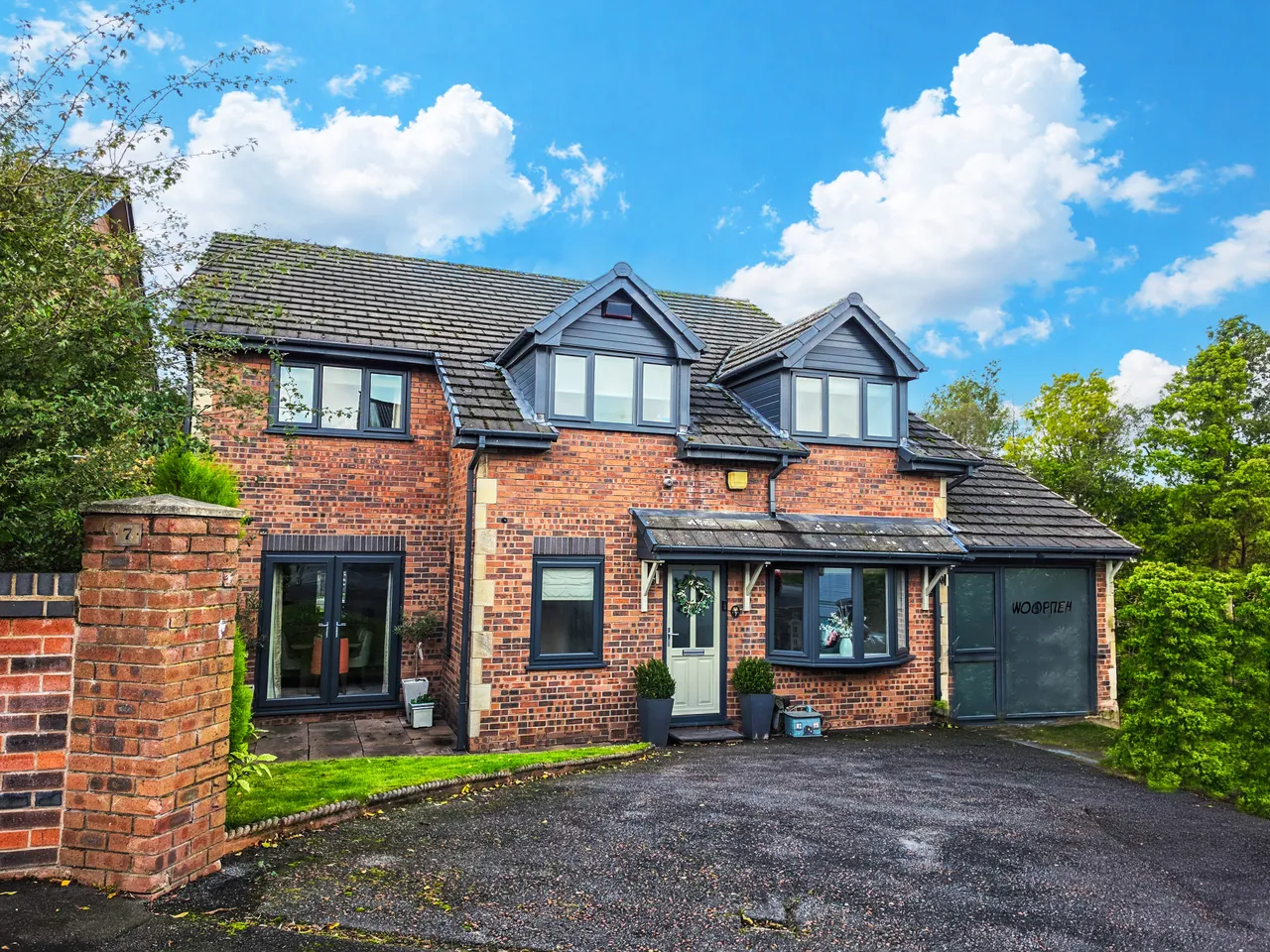 4 bed house for sale, Walshaw Lane, Walshaw, BL8