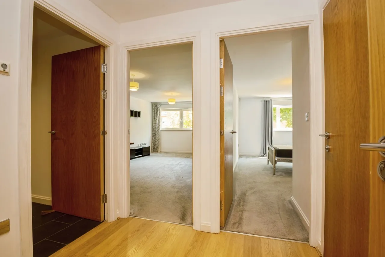 Penstone Court, Chandlery Way, Cardiff, CF10, photo 6