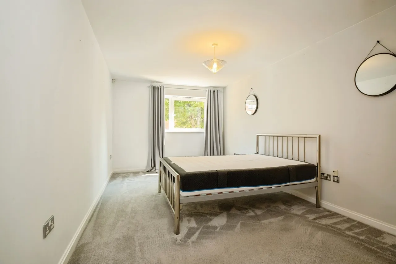 Penstone Court, Chandlery Way, Cardiff, CF10, photo 8
