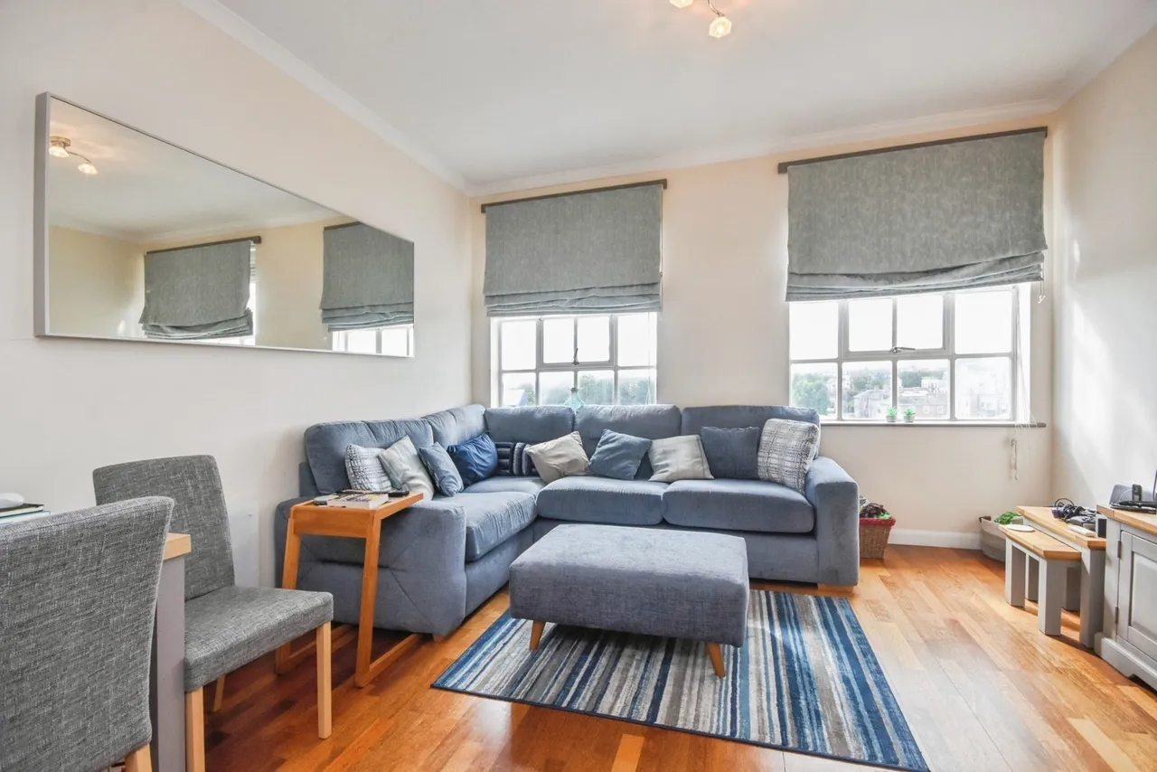 Durrant Court, Brook Street, Chelmsford, Essex, CM1, photo 5