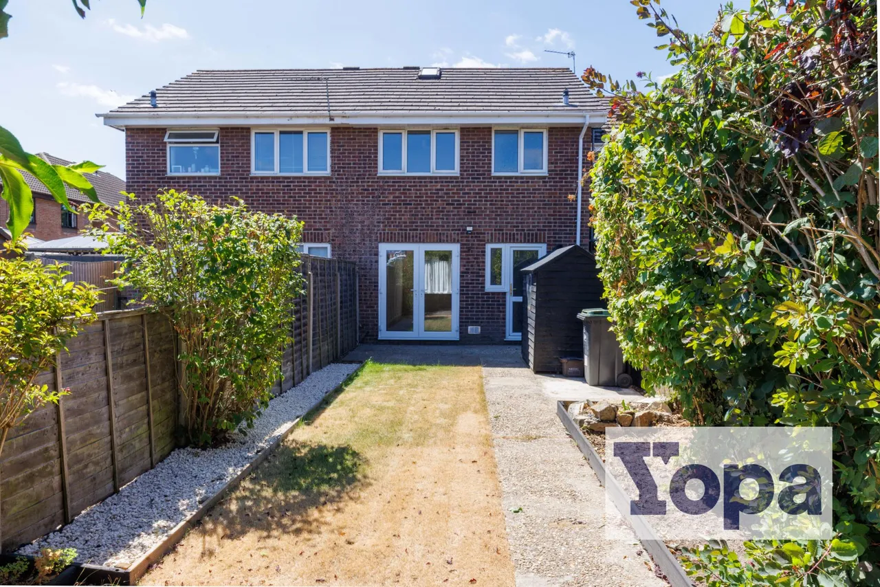 Braishfield Gardens, Bournemouth, BH8, photo 21