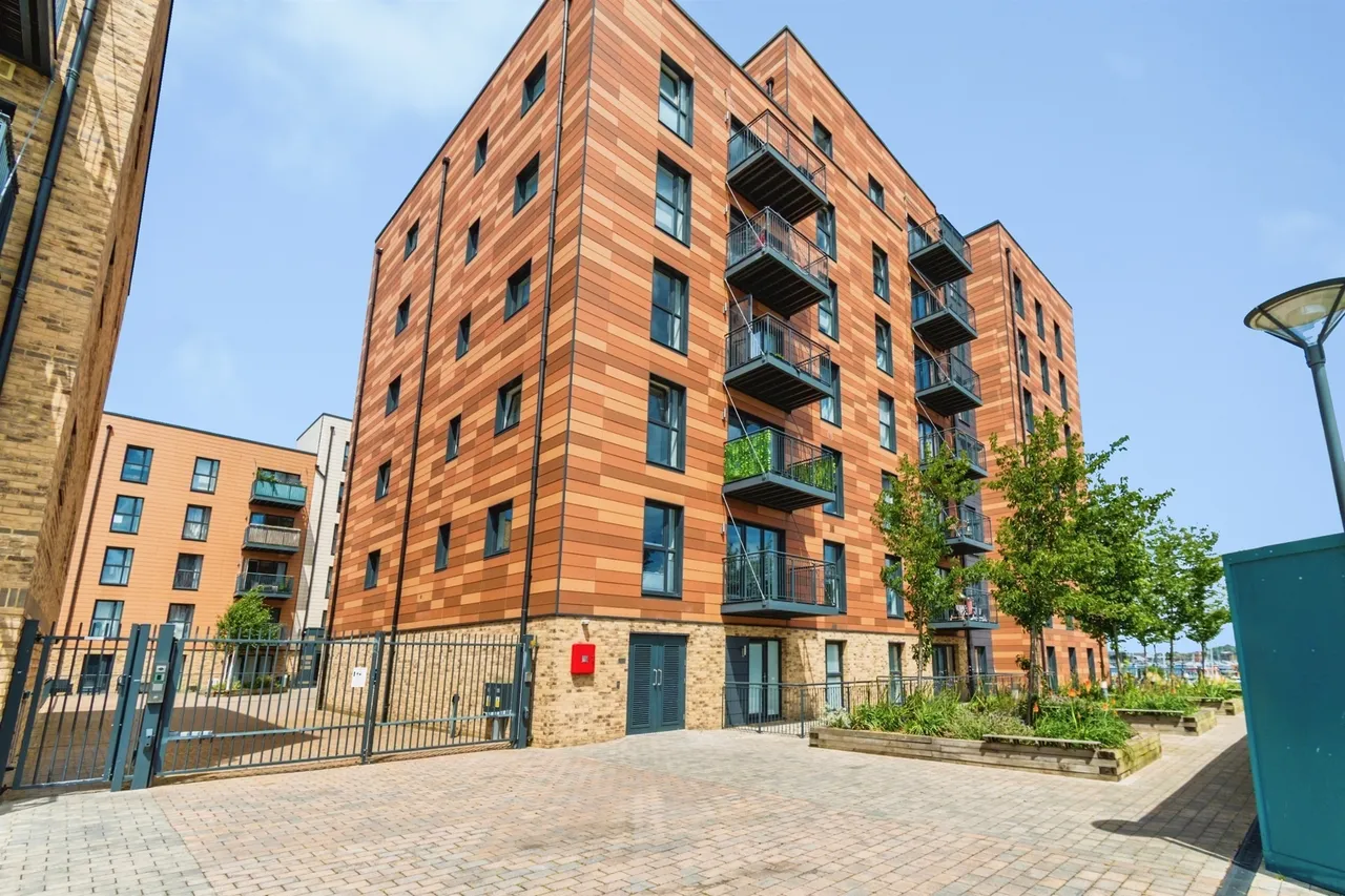 2 bed flat for sale — Thomas Blake Avenue, SOUTHAMPTON