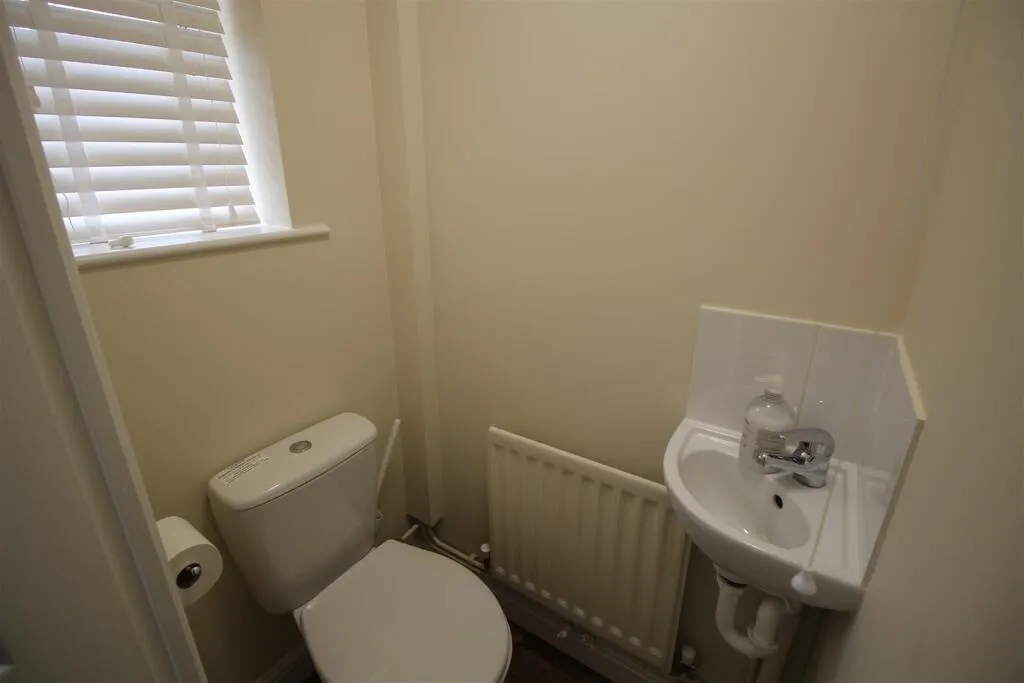 Harlech Court Kettering, NN14, photo 7