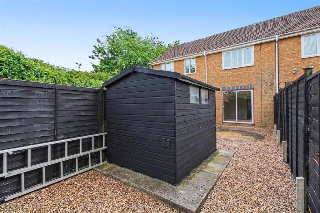 Harlech Court Kettering, NN14, photo 12