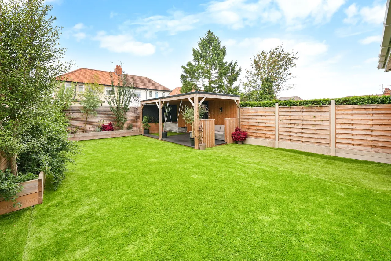 Walnut Grove, Harrogate, HG1, photo 7
