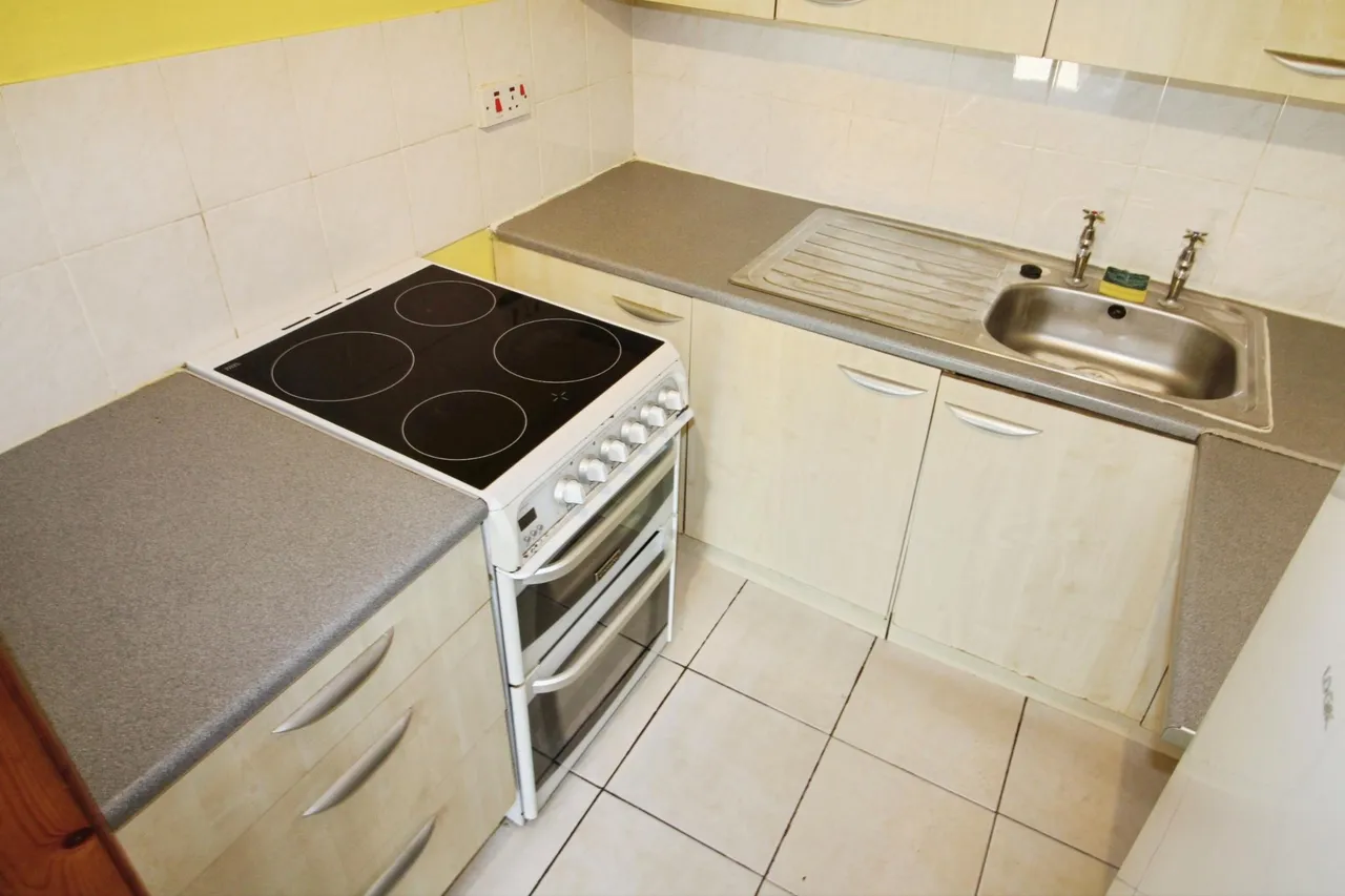 Orion Way, Grimsby, DN34, photo 7