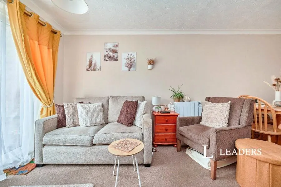 South Street, Bishops Stortford, CM23, photo 3