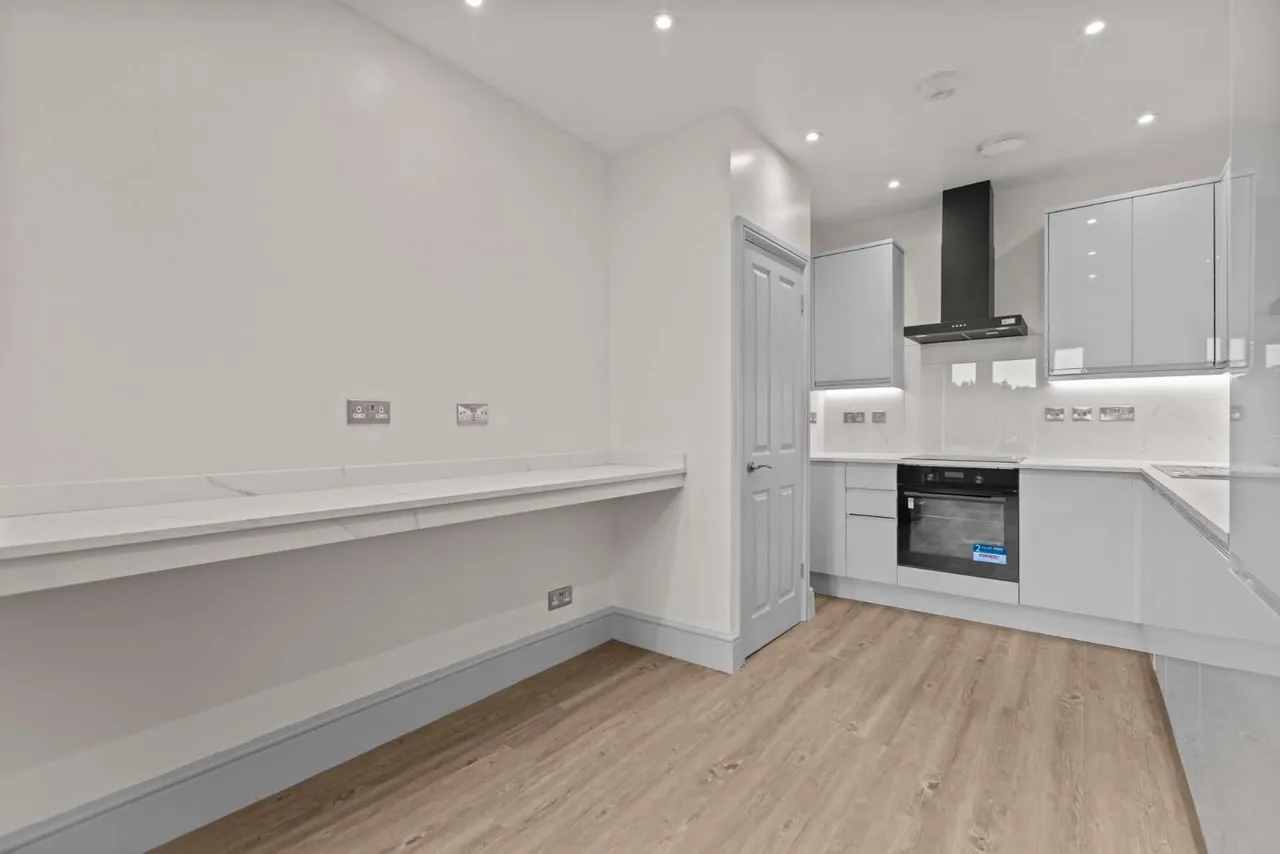 London Road, Sunningdale, SL5, photo 12