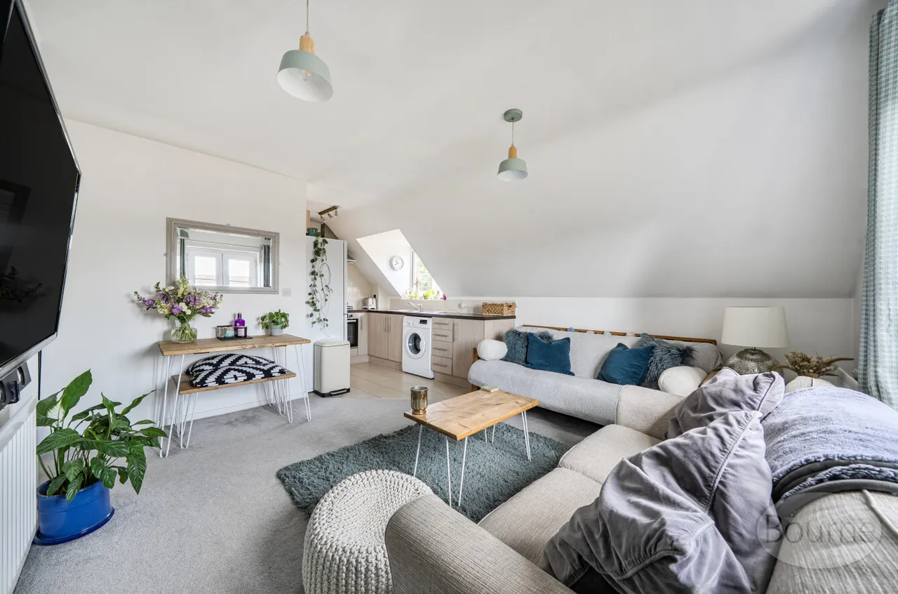 Admiral Way, Godalming, GU7, photo 6