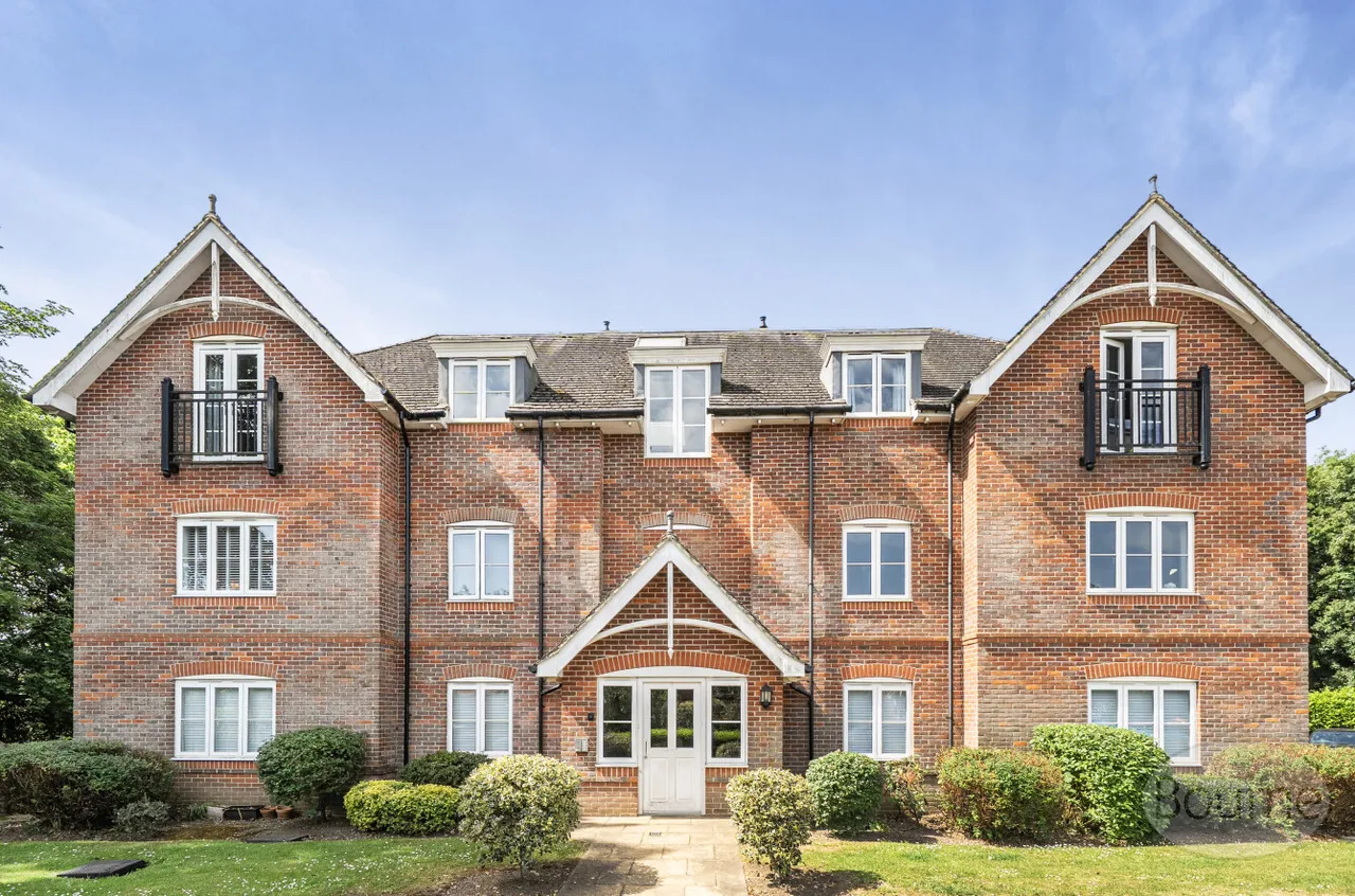 Admiral Way, Godalming, GU7, photo 4