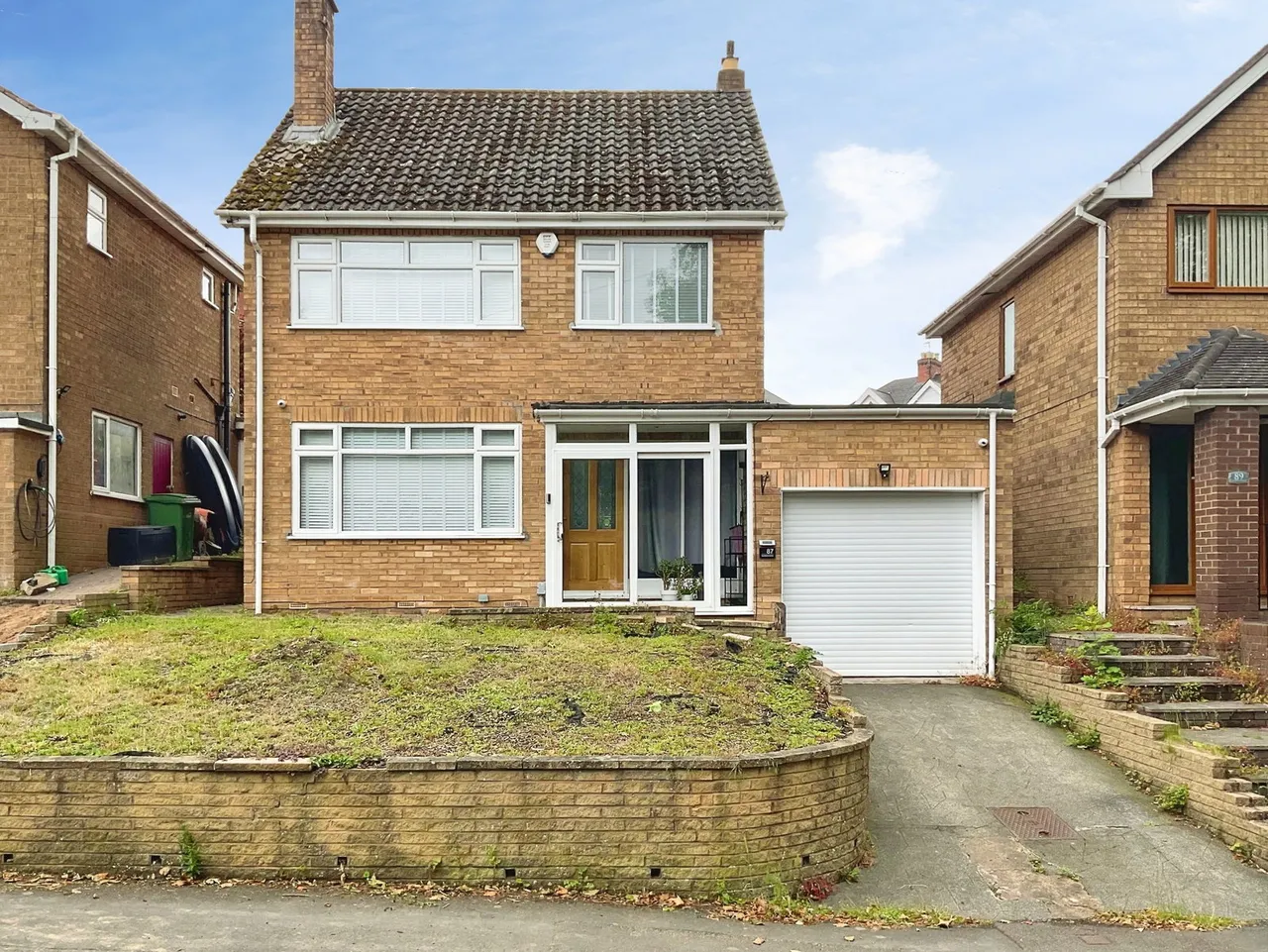 3 bed house for sale, Springfield Avenue, Wollescote, DY9