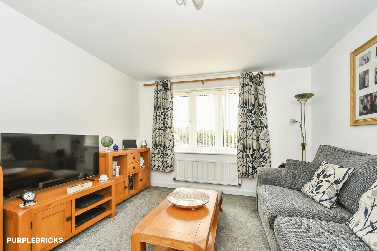 Hillier Crescent, Calne, SN11, photo 9