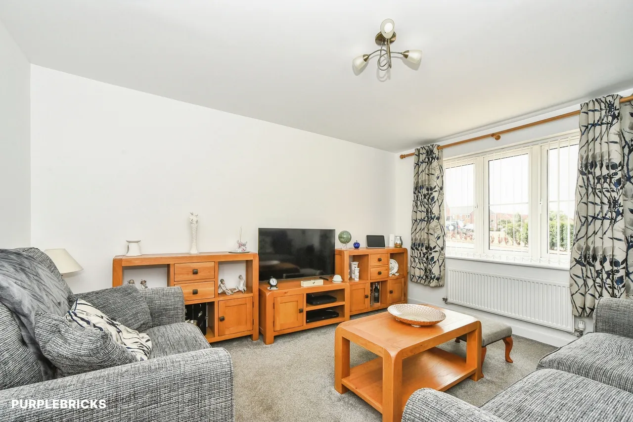 Hillier Crescent, Calne, SN11, photo 4