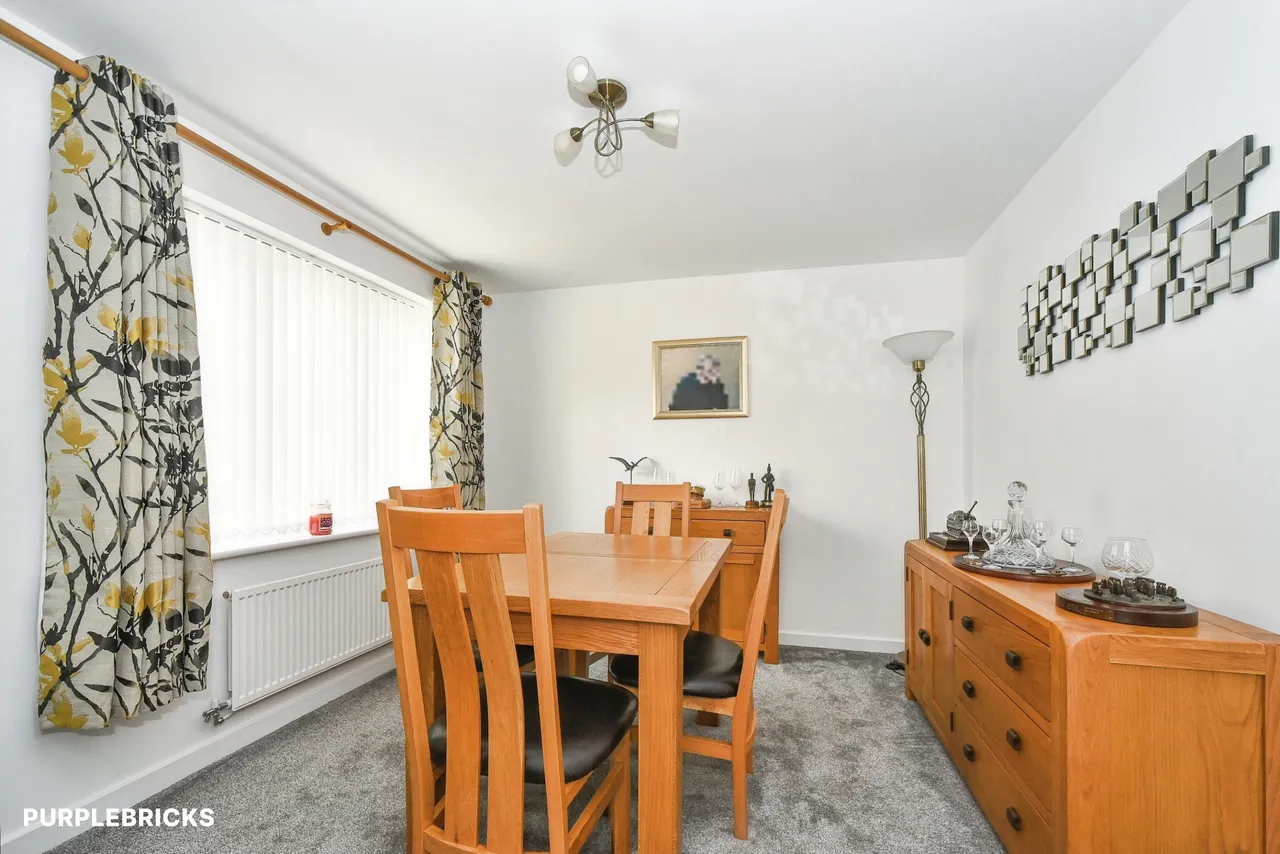 Hillier Crescent, Calne, SN11, photo 11