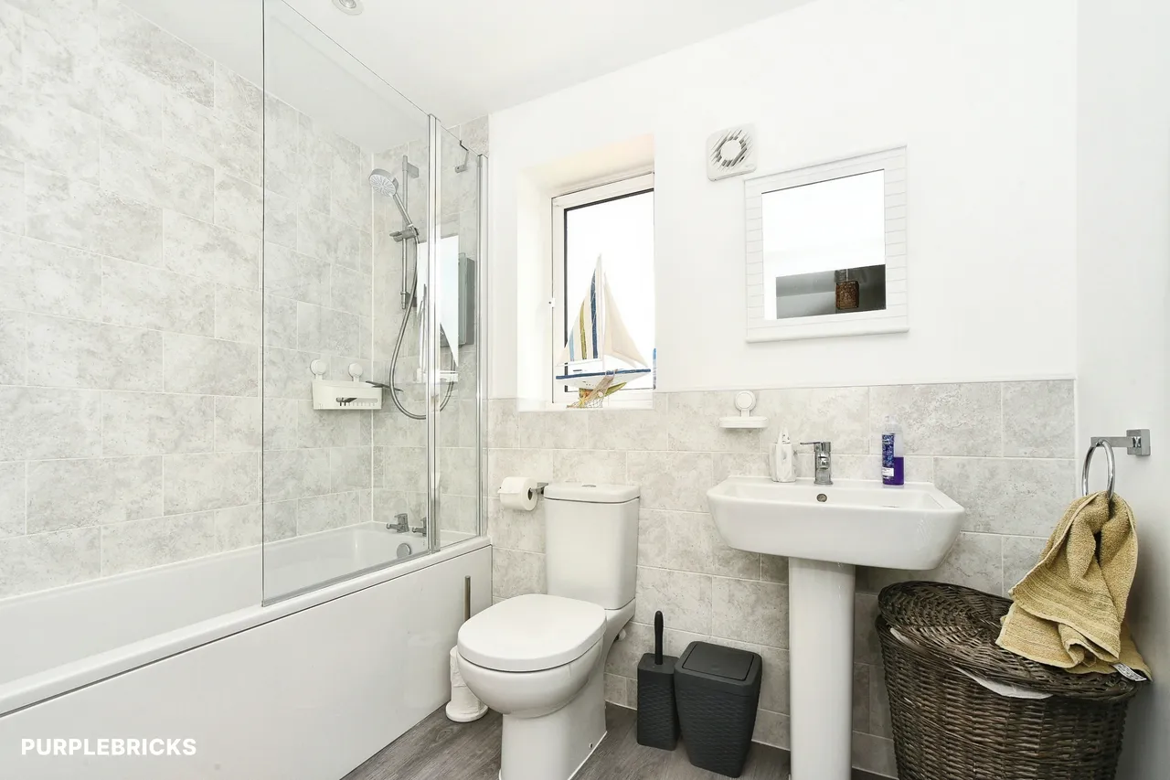 Hillier Crescent, Calne, SN11, photo 23