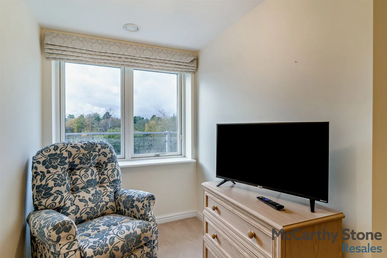Westmead Lane, Chippenham, SN15, photo 8