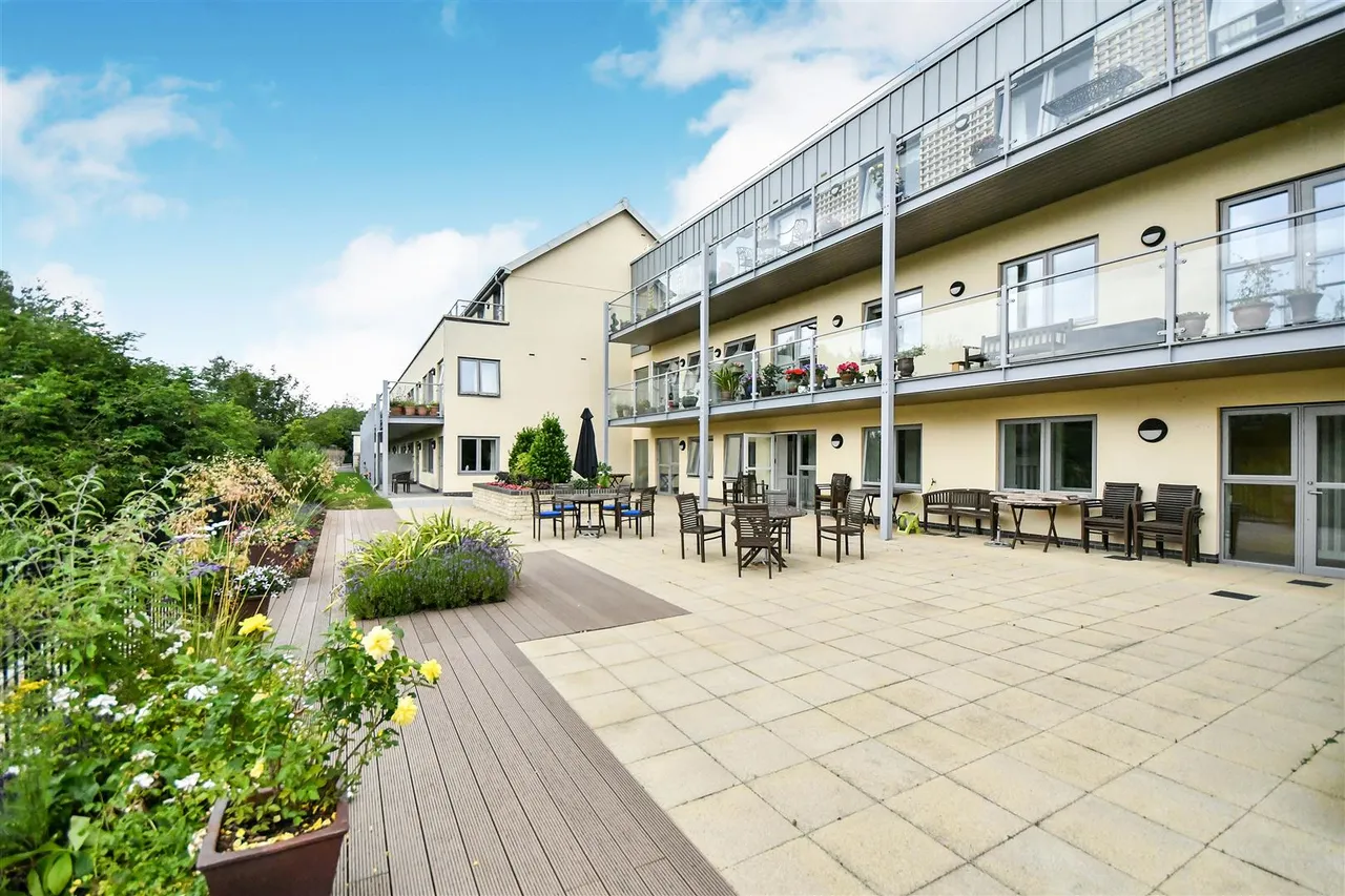 Westmead Lane, Chippenham, SN15, photo 12