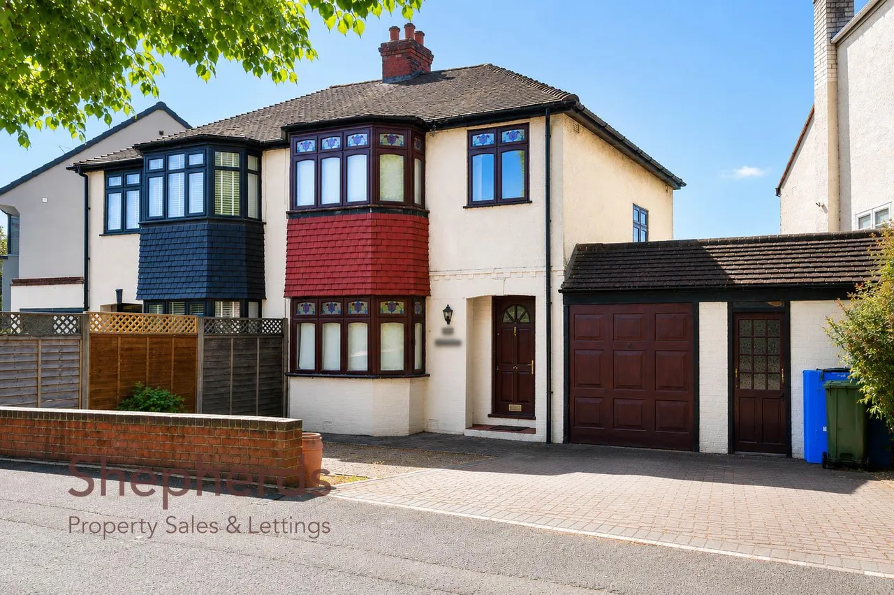 3 bed house for sale, Goffs Lane, Goffs Oak, EN7