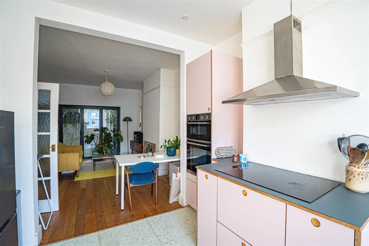 Emmanuel Road, Hastings, photo 10