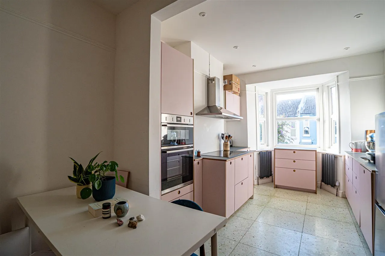 Emmanuel Road, Hastings, photo 12