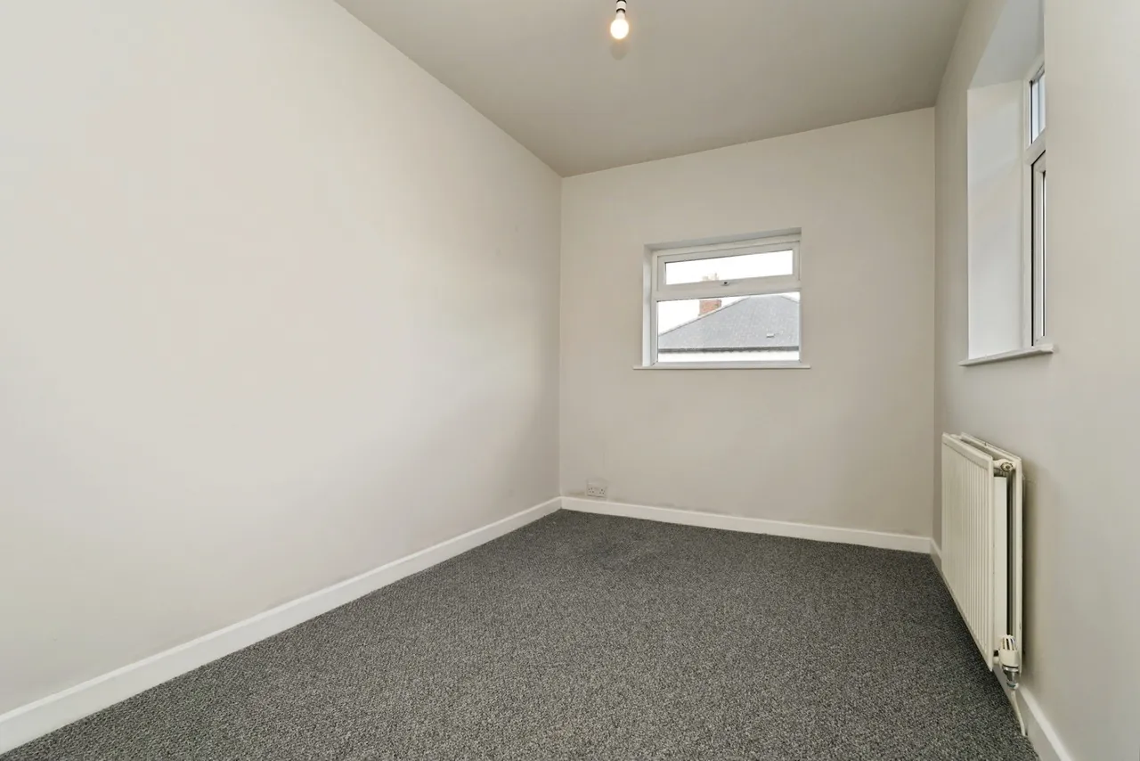 Tredworth Road, Gloucester, Gloucestershire, GL1, photo 8
