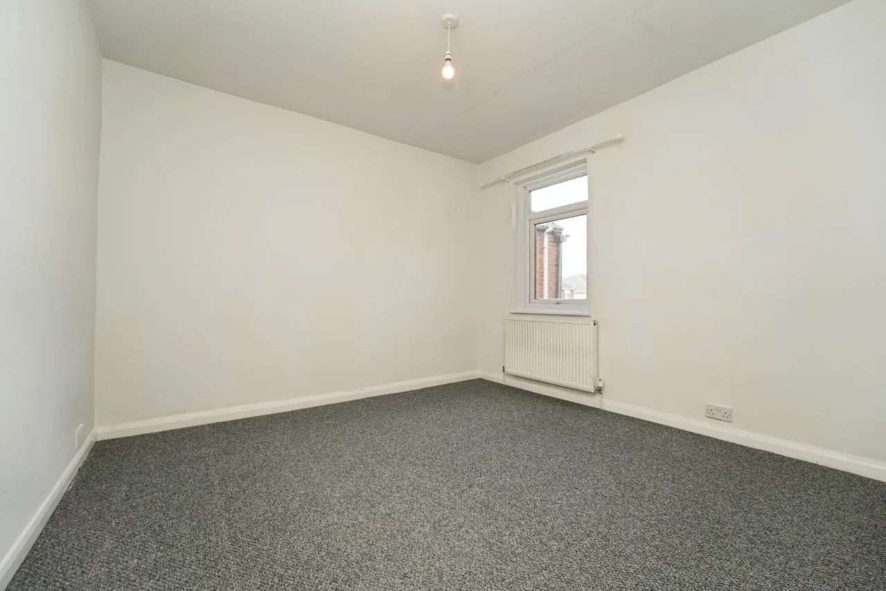 Tredworth Road, Gloucester, Gloucestershire, GL1, photo 6
