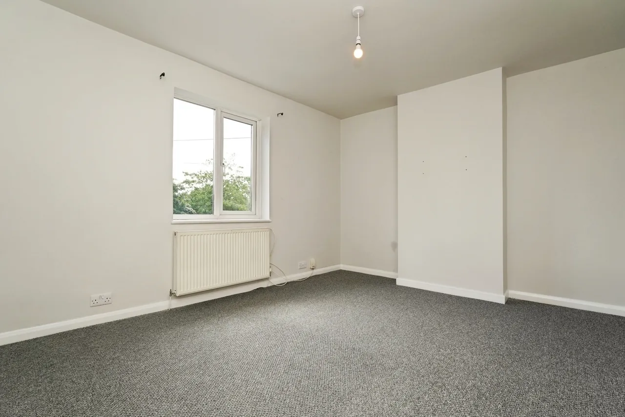 Tredworth Road, Gloucester, Gloucestershire, GL1, photo 7