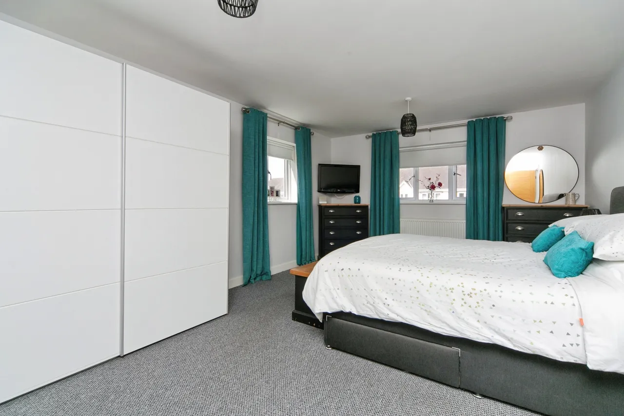 Cwr Y Coed, Llangefni, LL77, photo 12