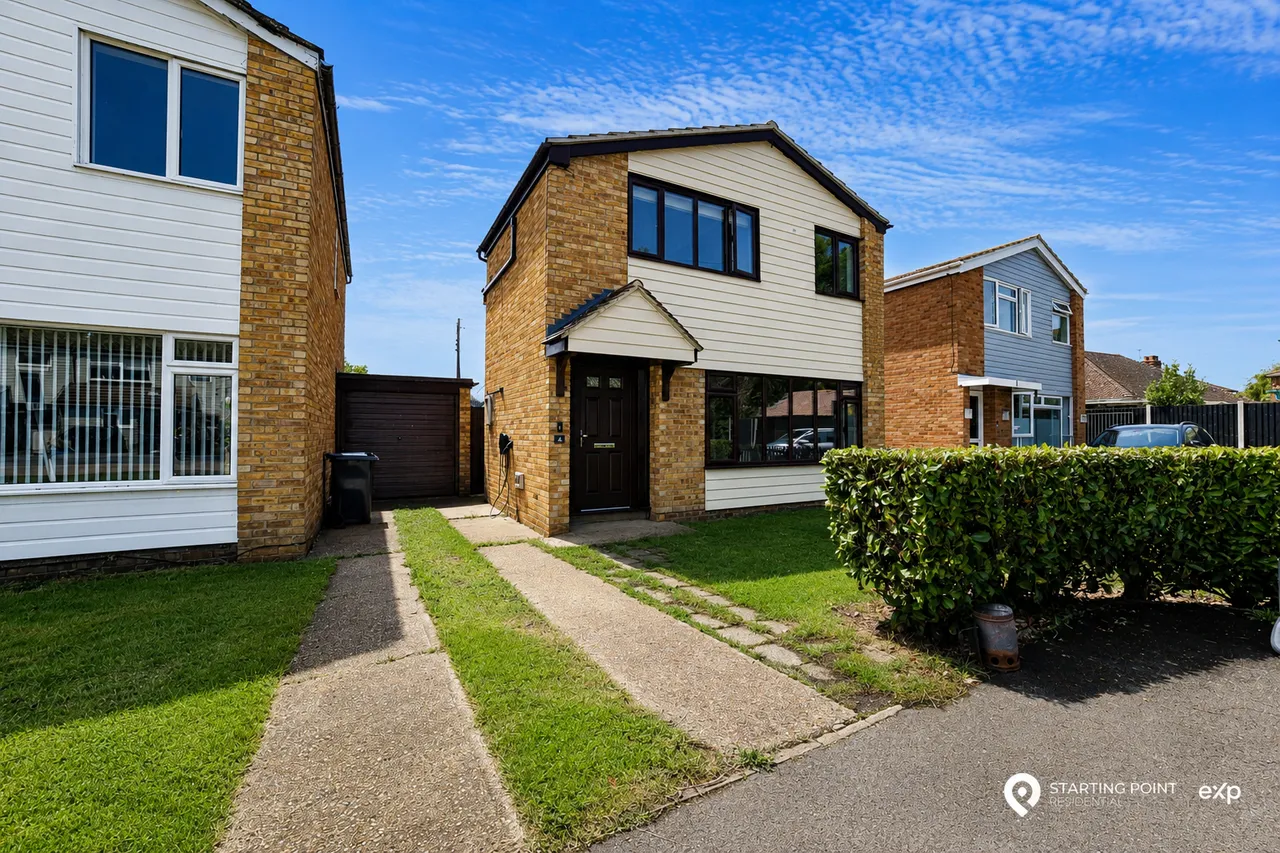 3 bed house for sale, Birch Road, Tillingham, CM0