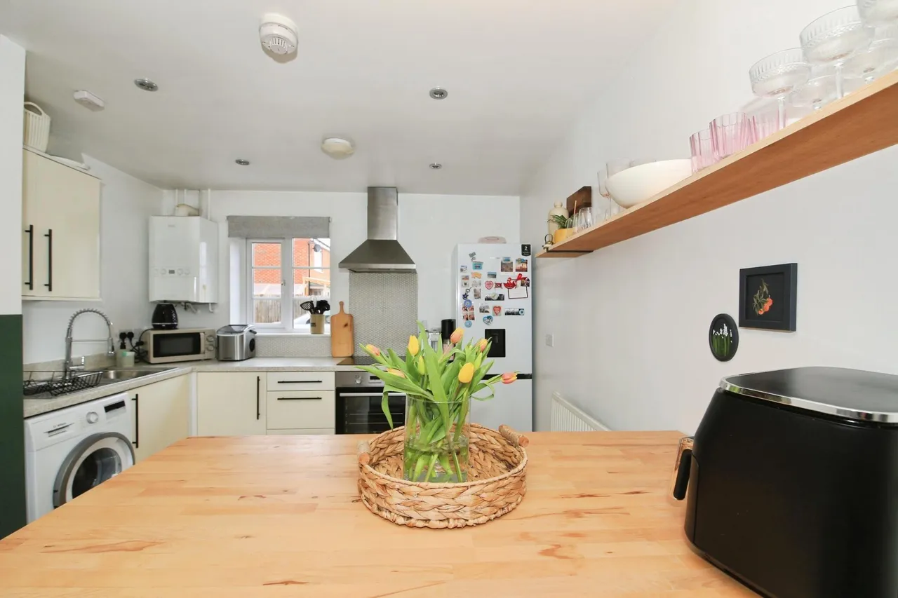 Molyneux Square, Peterborough, PE7, photo 8