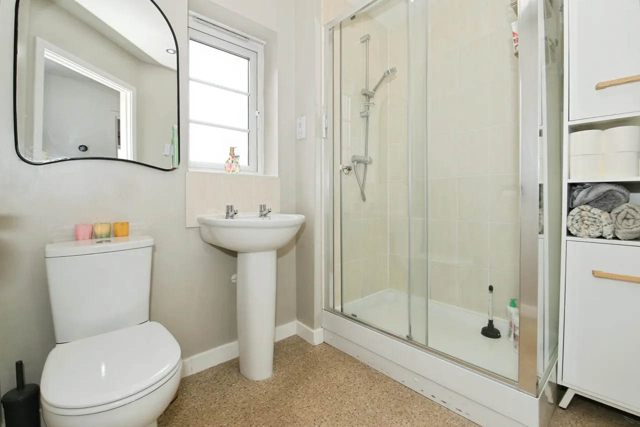 Molyneux Square, Peterborough, PE7, photo 15
