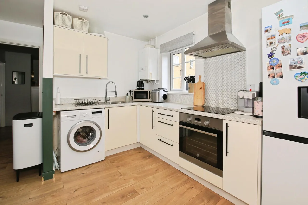 Molyneux Square, Peterborough, PE7, photo 7