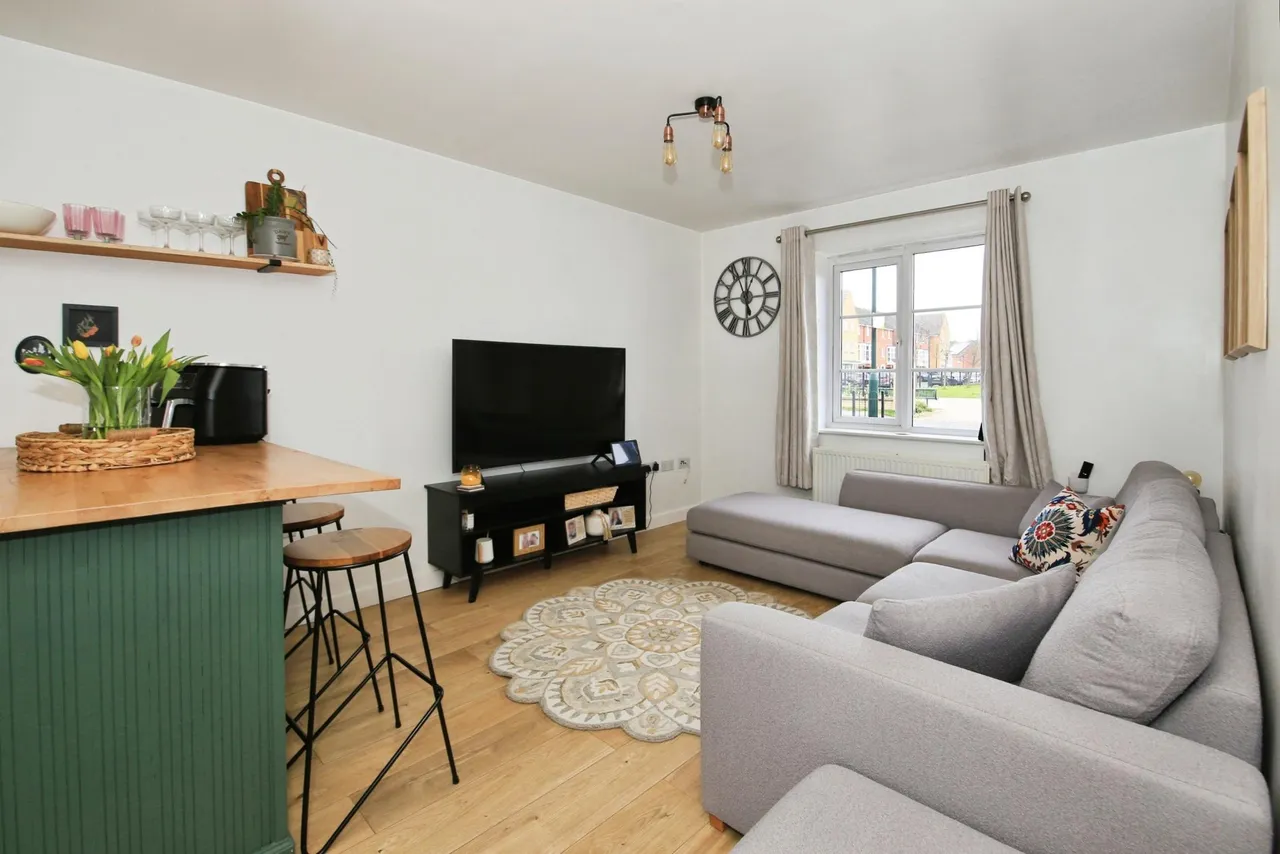 Molyneux Square, Peterborough, PE7, photo 6